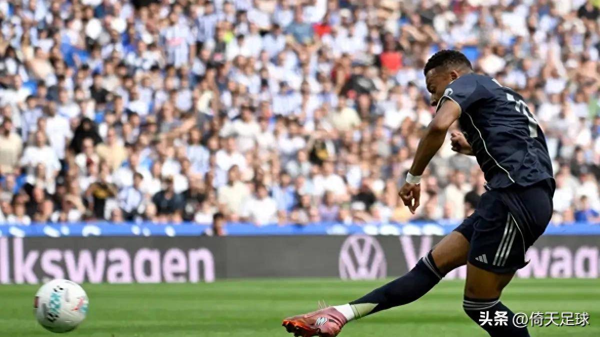 包含莱比锡内部会议纪要流出：赛前篮板制胜，德甲使命明确，临场指挥获称赞的词条-九游娱乐